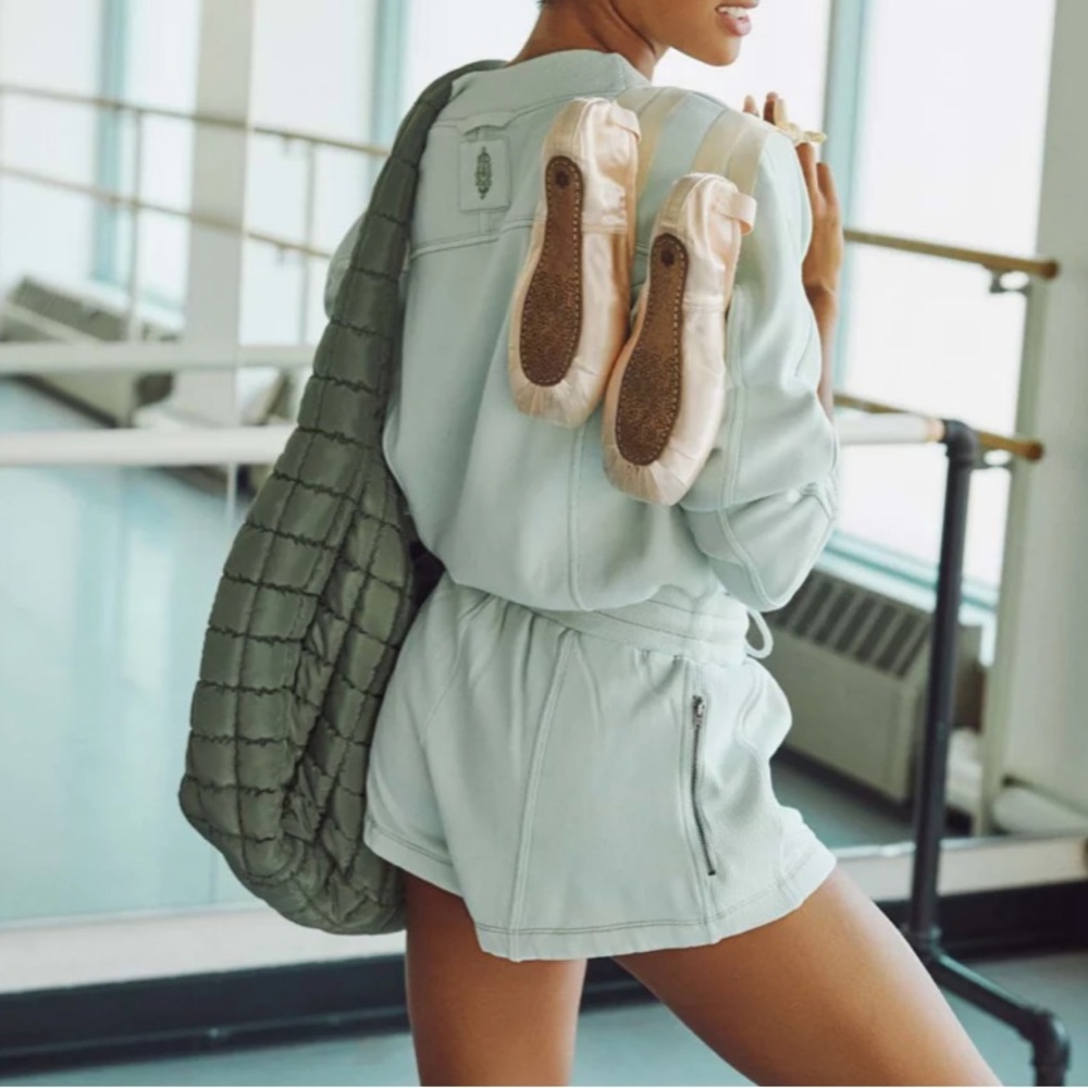 NWT FP Movement Women's Intercept
Romper mint color - Picture 2 of 9